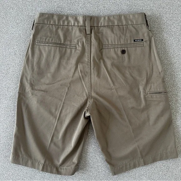 Billabong Carter Shorts, Men size 32 Tan Flat Front Casual Skater Surfer Style - Picture 4 of 8